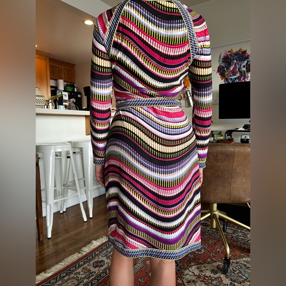 BCBG MaxAzaria, brightly colored, printed dress - Picture 3 of 10